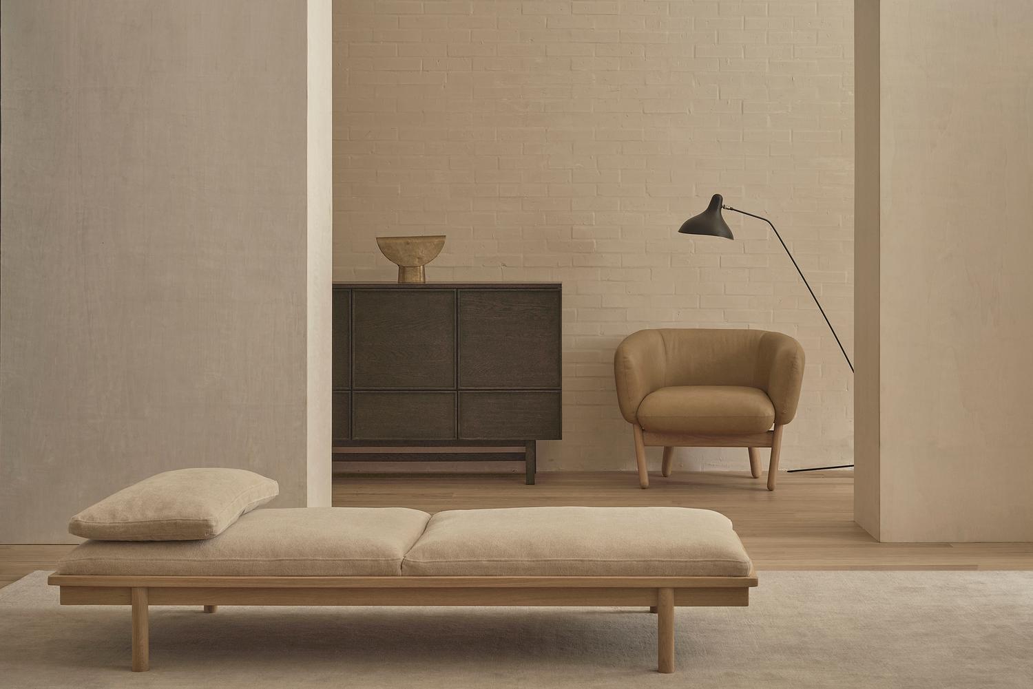 Furniture project photograph: Pensive daybed for Tolv 2014